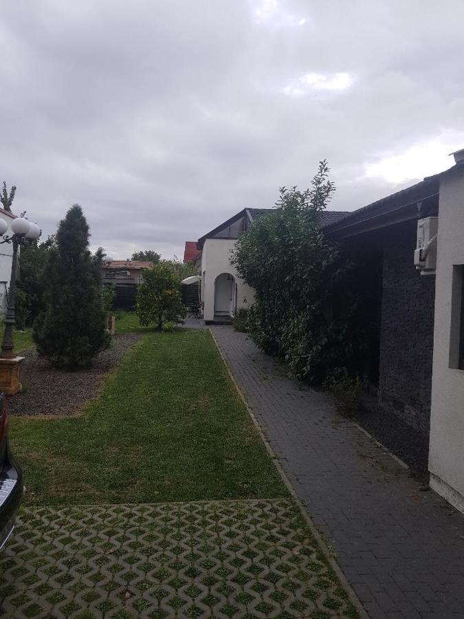 Pensiune Arada Eksteriør billede